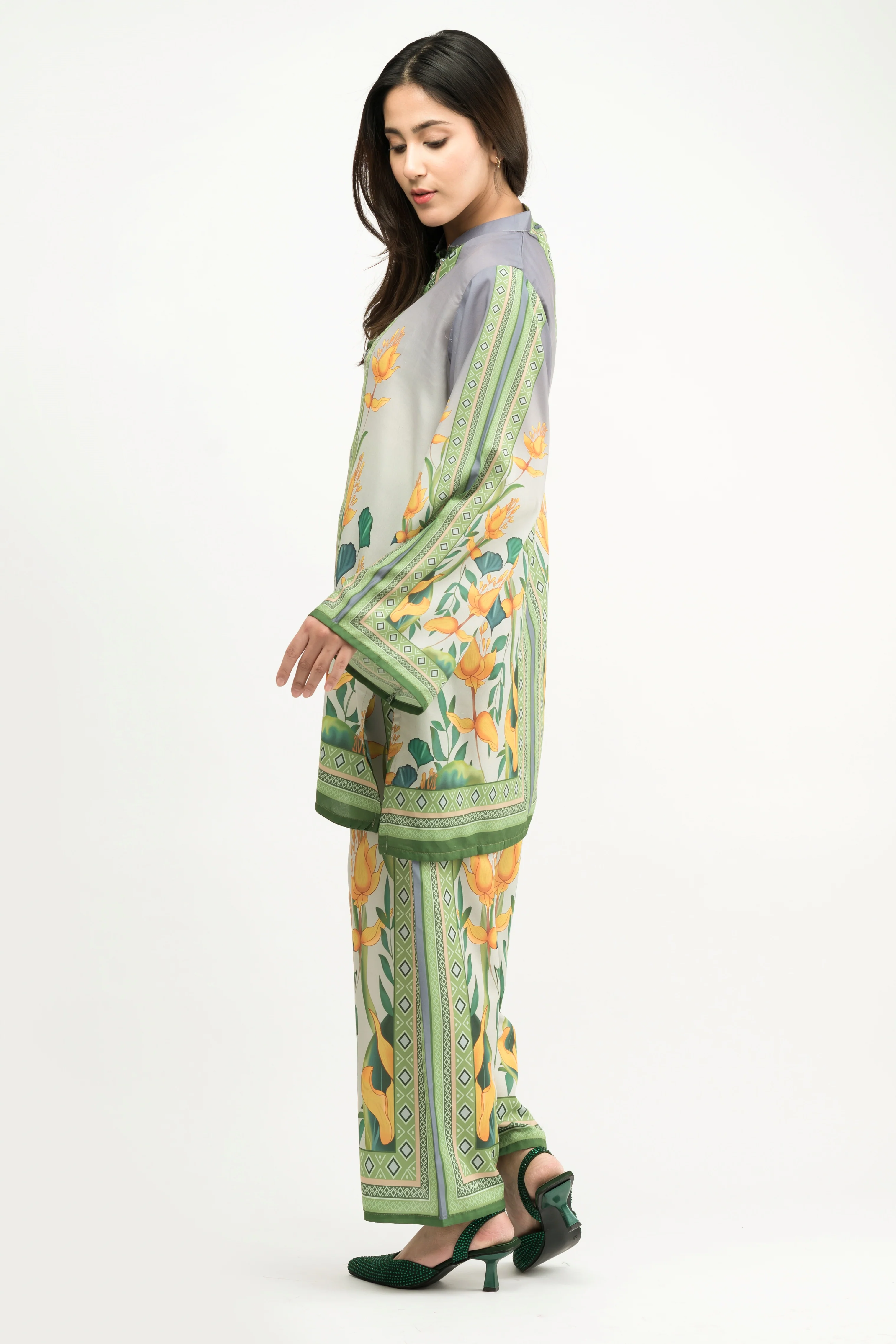 AZMIN CREPE LAWN CO-ORD SET - Image 2