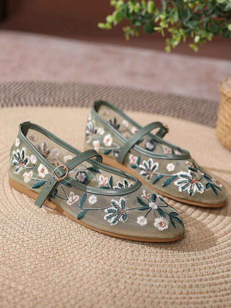 Ballerinas with Decorative Flowers - Image 9
