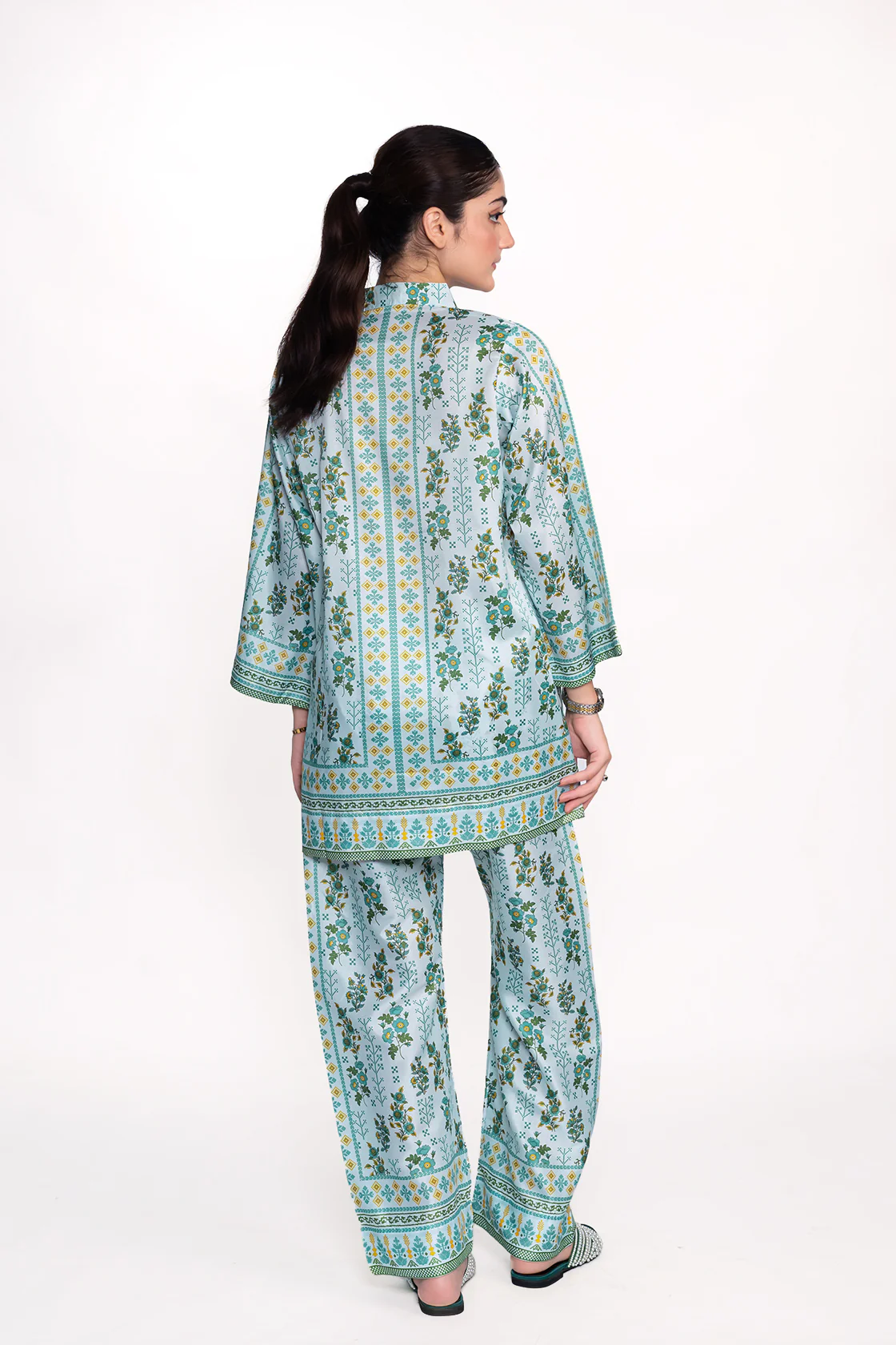 CALLA LILY FLORAL PRINTED CREPE LAWN CO-ORD SET - Image 5