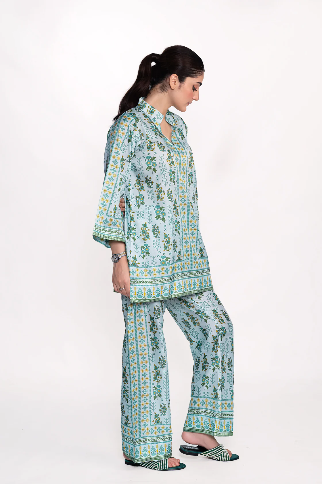 CALLA LILY FLORAL PRINTED CREPE LAWN CO-ORD SET - Image 6