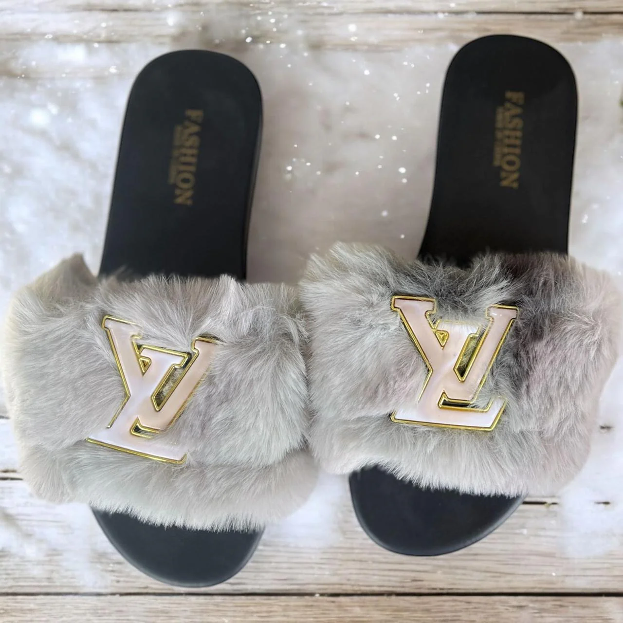Fur Slide - Image 3