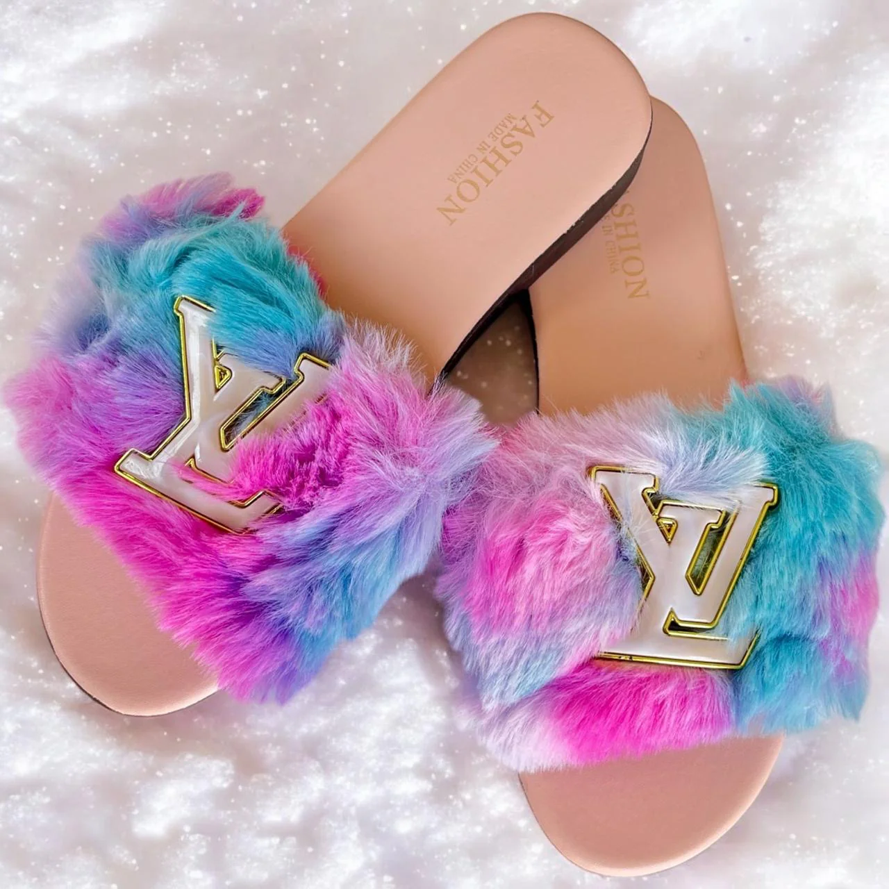 Fur Slide - Image 4
