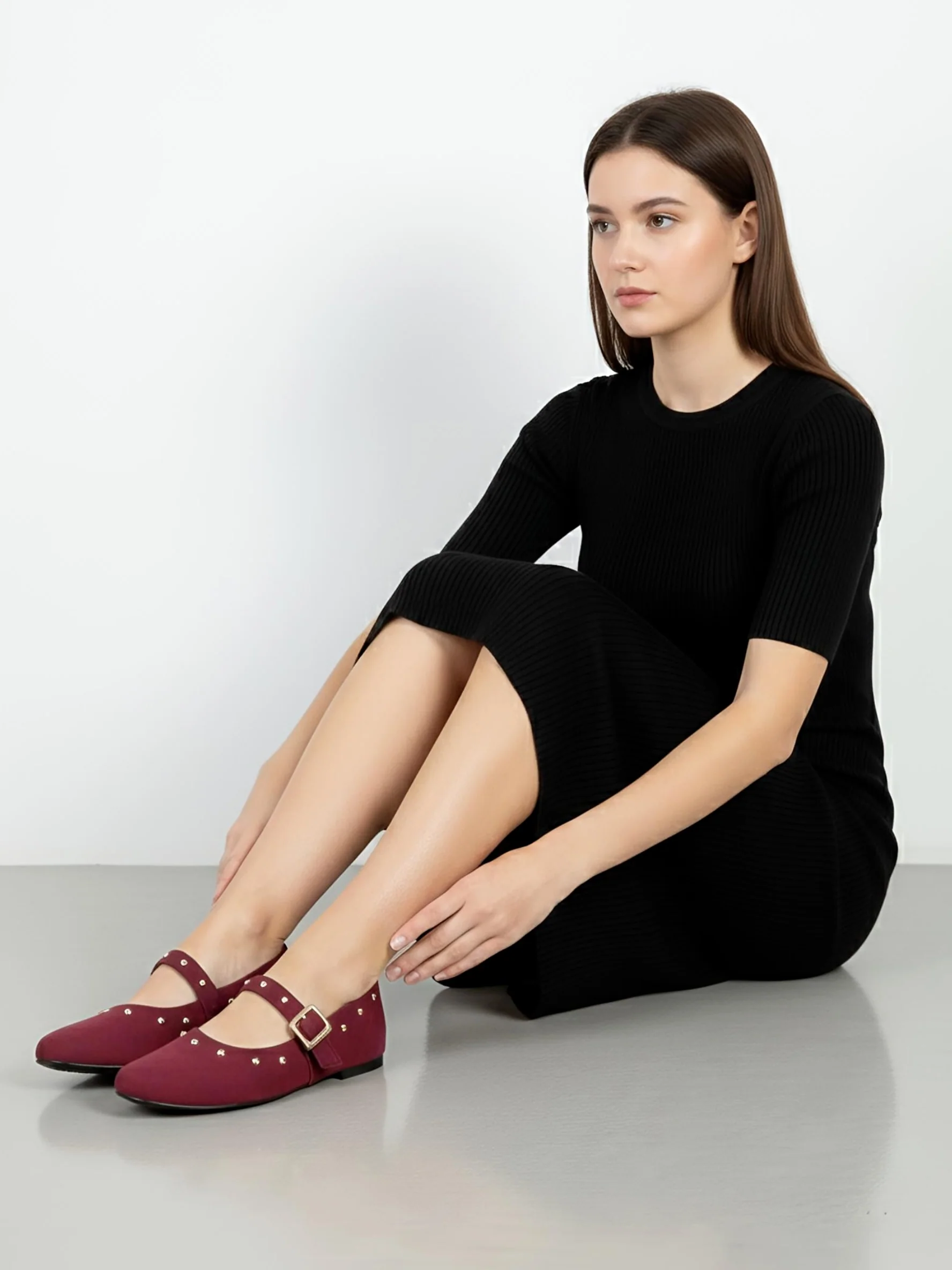 Lea Suede - Image 8