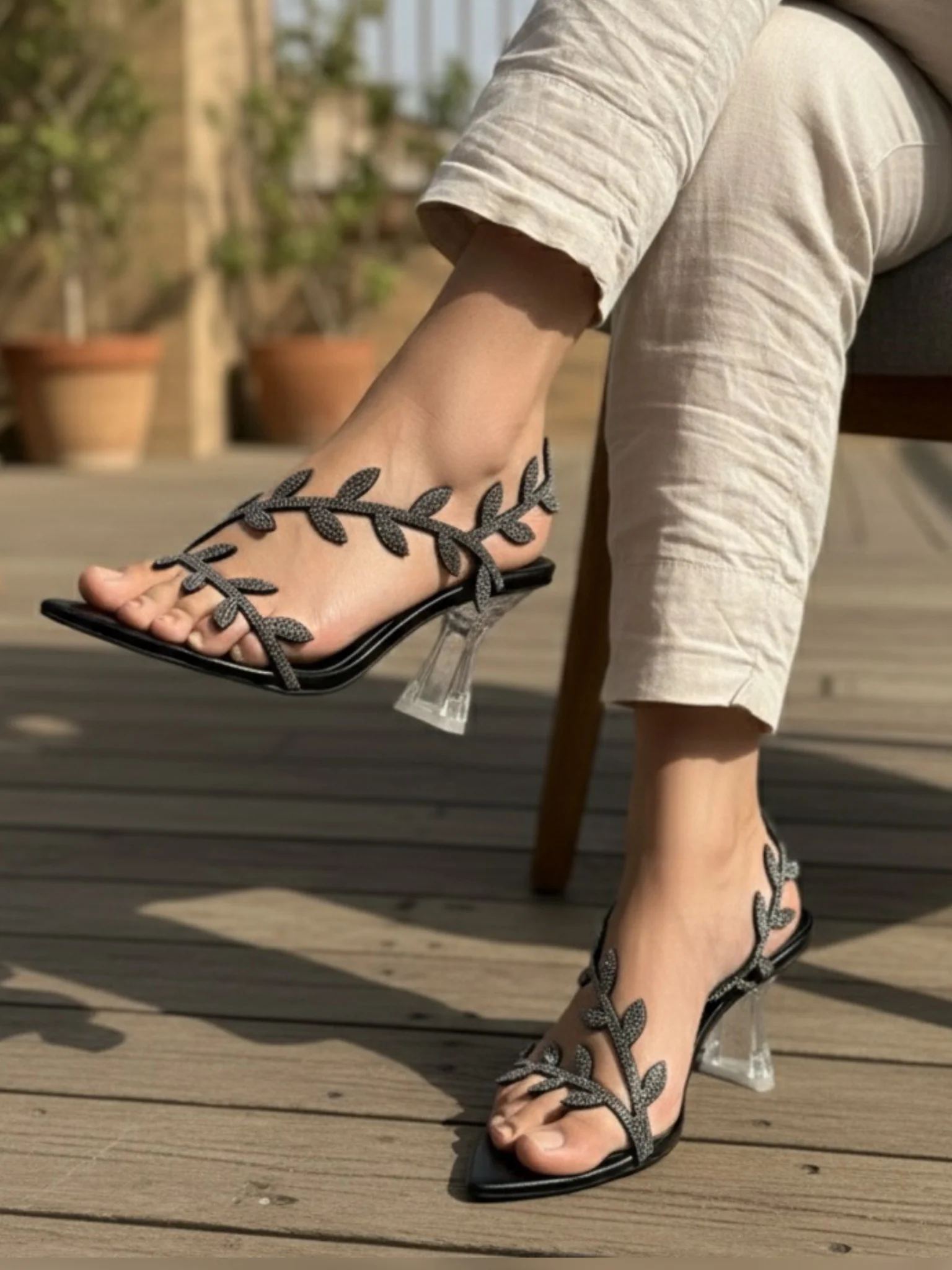 Leaf Embellished - Image 3