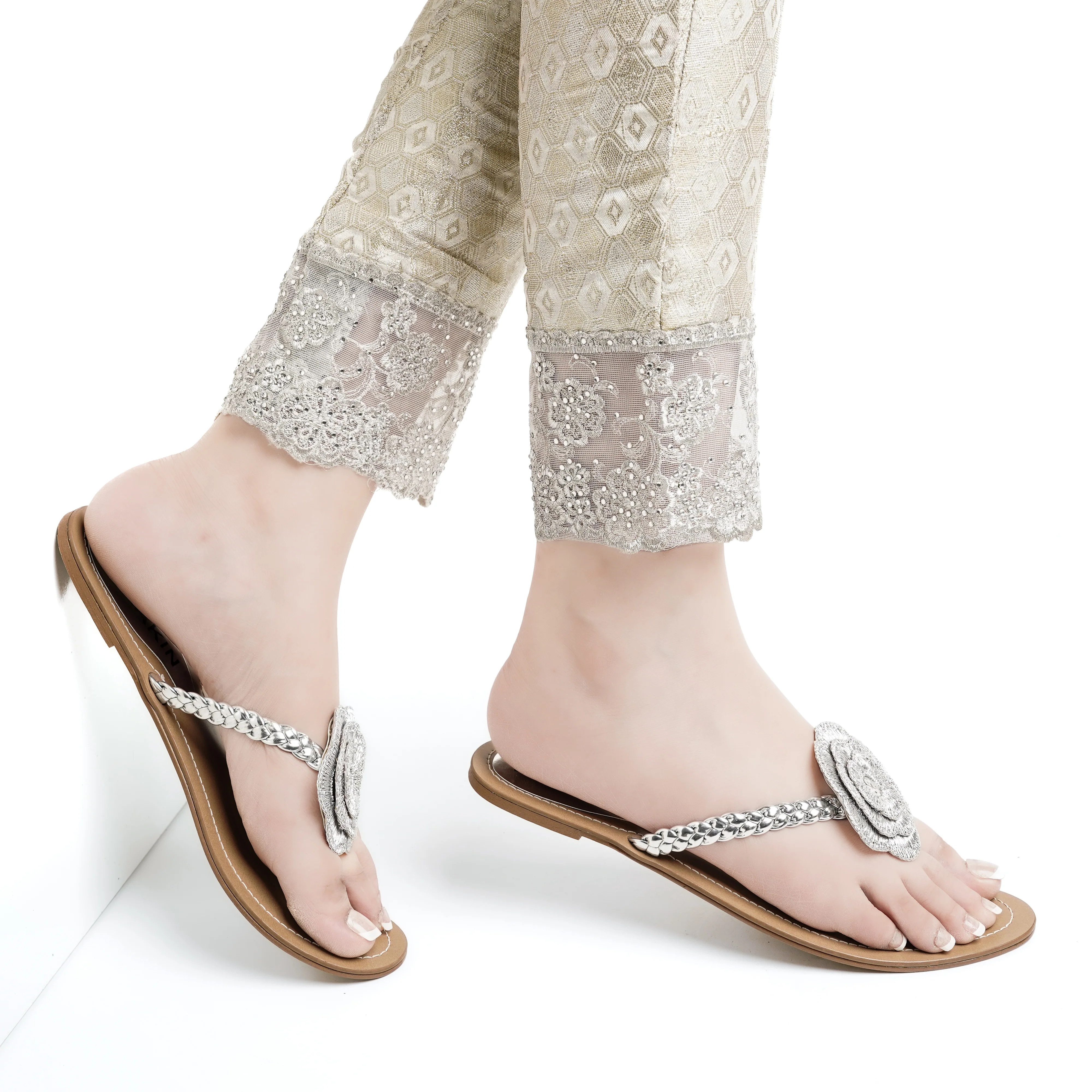 Selvy - Image 8