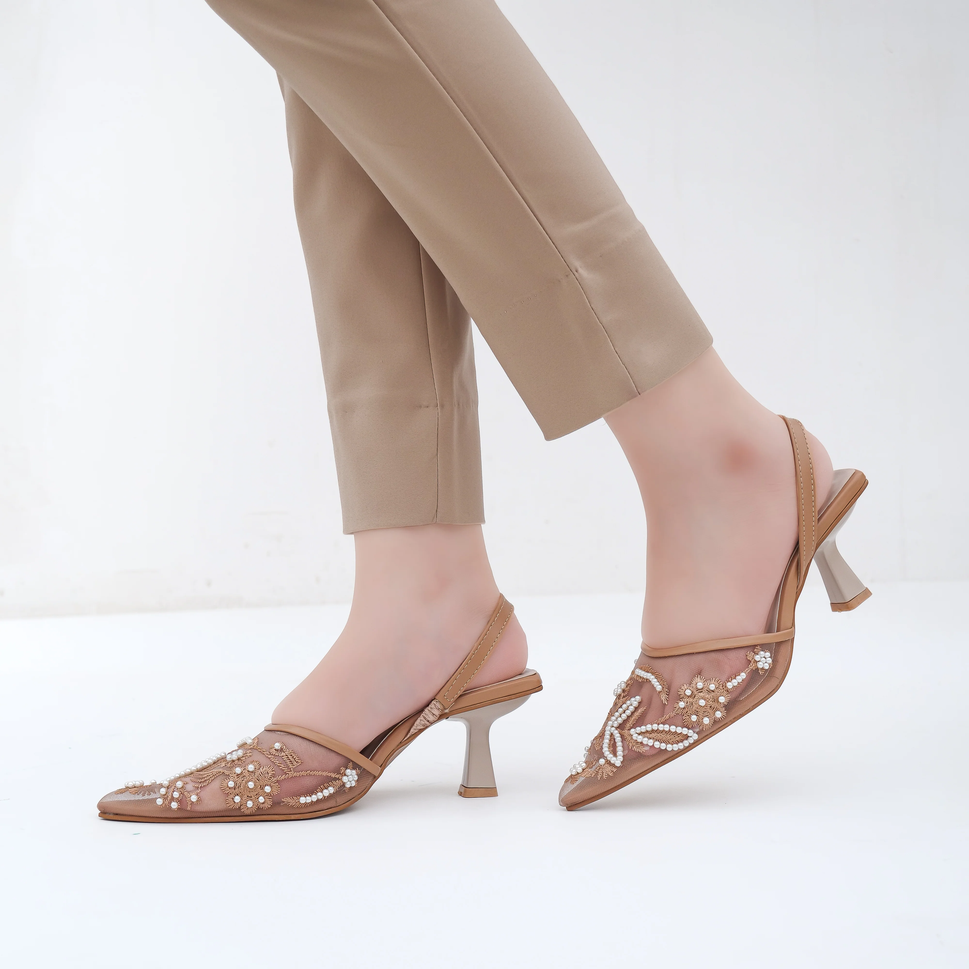 Wren Pearl Embroidery In 4 Colours - Image 12