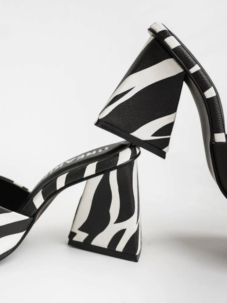 Zebra Triangle heel - Image 4